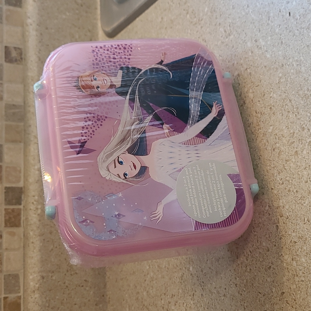 Disney frozen 2 lunch pack.